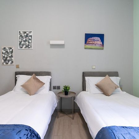 Leoni Di Giada Guesthouse - Close To Central Station Рим Экстерьер фото